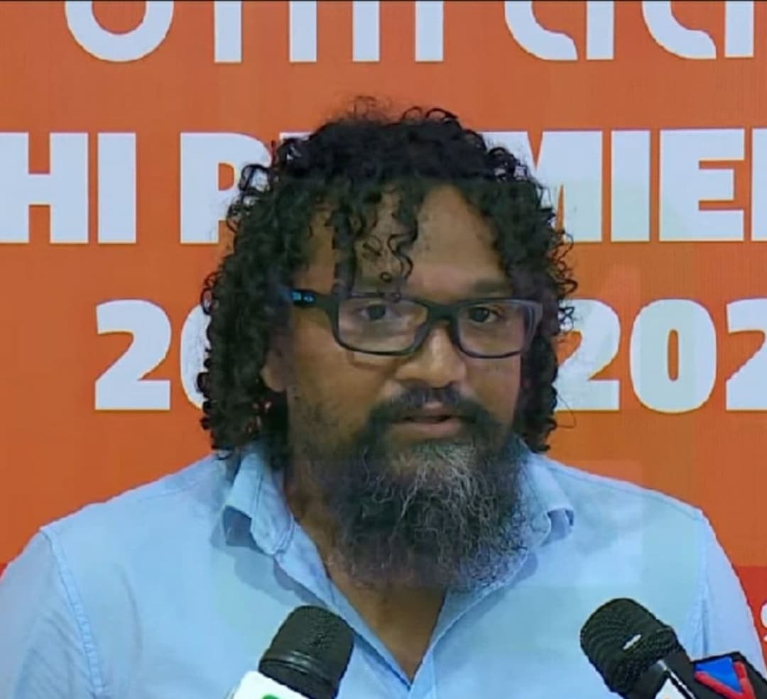 ކޯޗު ނިސްތާރު: ބޭނުންވަނީ ޒުވާން ސުކޮޑް ކުރިއަށް ގެންދަން