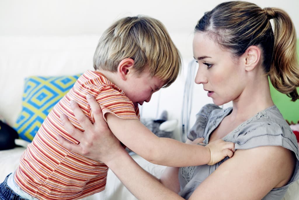 ދަރިން ރޯއިރަށް ބުނާހާ ކަމެއް ކޮށްދެންތަ؟  ނަތީޖާ ގޯސްވެދާނެ!