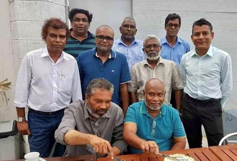 މަނިކު: މަޝްހޫރު ކެމެރާމަން އަށް ލިބުނު ޝޮކްގަ ވަނީ ސްޓްރޯކްޖެހި ވާގިނެތިފަ