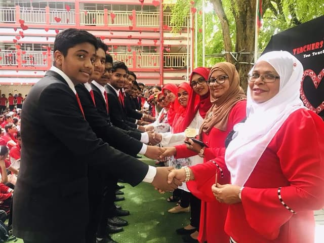 އާއިޝަތު މުޙައްމަދު ޞާލިޙް: މަޖީދިއްޔާ ފުރަތަމަ އަންހެން ޕްރިންސިޕަލް