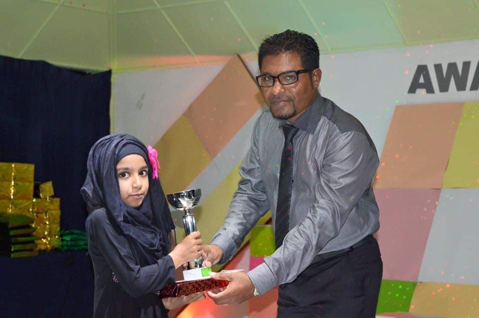 ޕްރިންސިޕަލް ޢަބުދުﷲ: ނ. އަތޮޅު މަދަރުސާގައި 11 އަދި 12 ފެއްޓެވުމުގެ އަޒުމުގައި