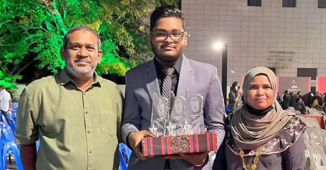 ޝާއިން: ޤުރުއާނުގެ 27 ފޮތް ހިތުދަސް، ދުނިޔެއިން 1 ވަނަ ހޯދި ހުނަރުވެރި ދަރިވަރެއް!