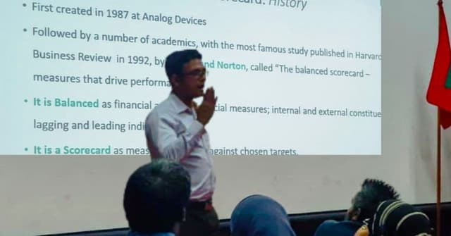 ފިޑްސް: ރާއްޖޭގެ މާލީ ދާއިރާއަށް މީހުން ބިނާކުރުމަށް ޚާއްސަ އިންސްޓިޓިއުޓެއް