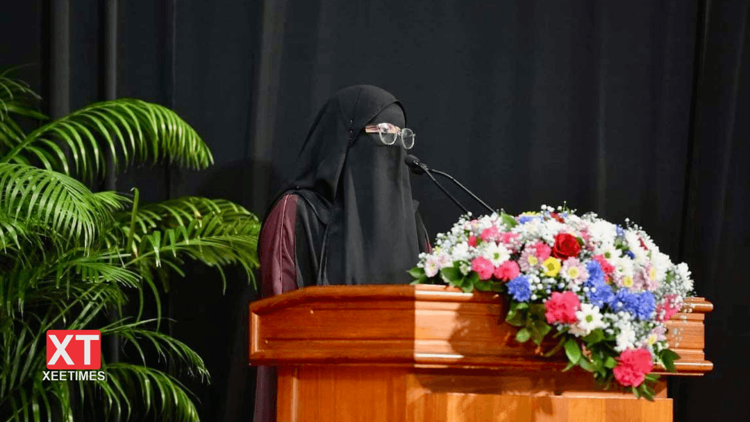 ފާތުން: ހިތްދަތި ބަނަ ދުވަސްތަކެއް ކުރިމަތިވި، ހިތްވަރާއެކު ކުރި މަސައްކަތުން ކާމިޔާބު ޓީޗަރަކަށް!