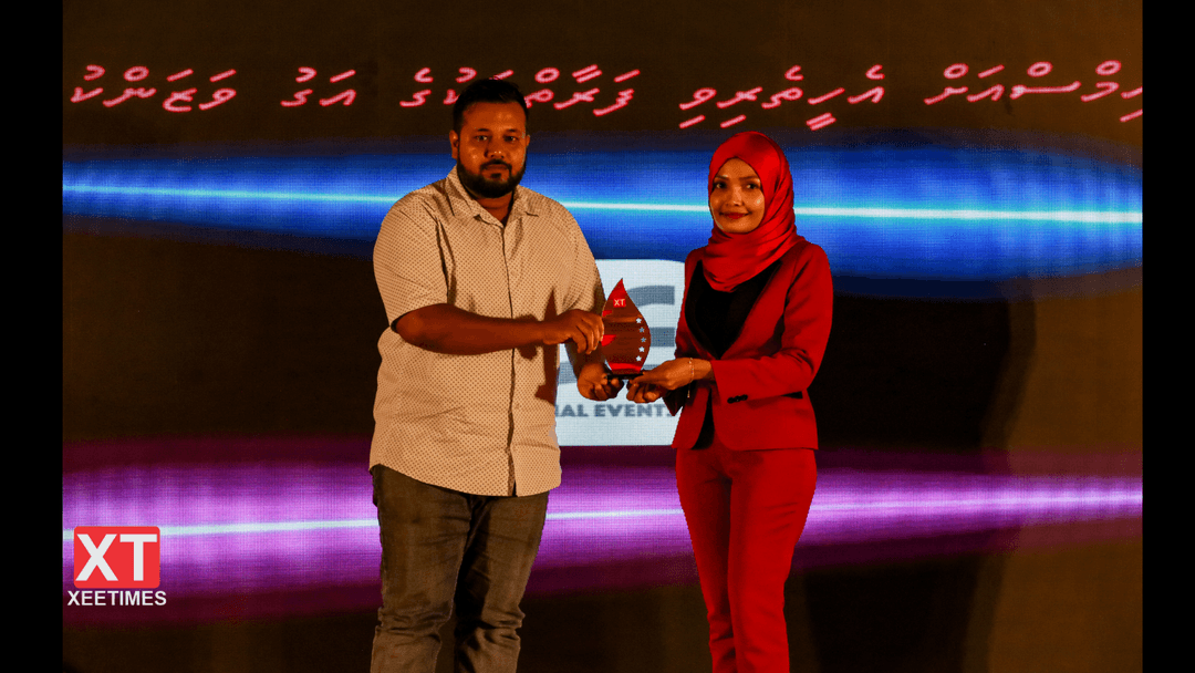 ފޮޓޯ: ޒީޓައިމްސް އަށް އެހީތެރިވި ފަރާތްތަކުގެ އަގު ވަޒަންކުރުން