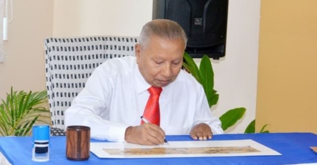އުމަރު ޒާހިރު: ގިނަބައެއްގެ ލޯބި ލިބިފައިވާ ޚިދުމަތްތެރިއެއް